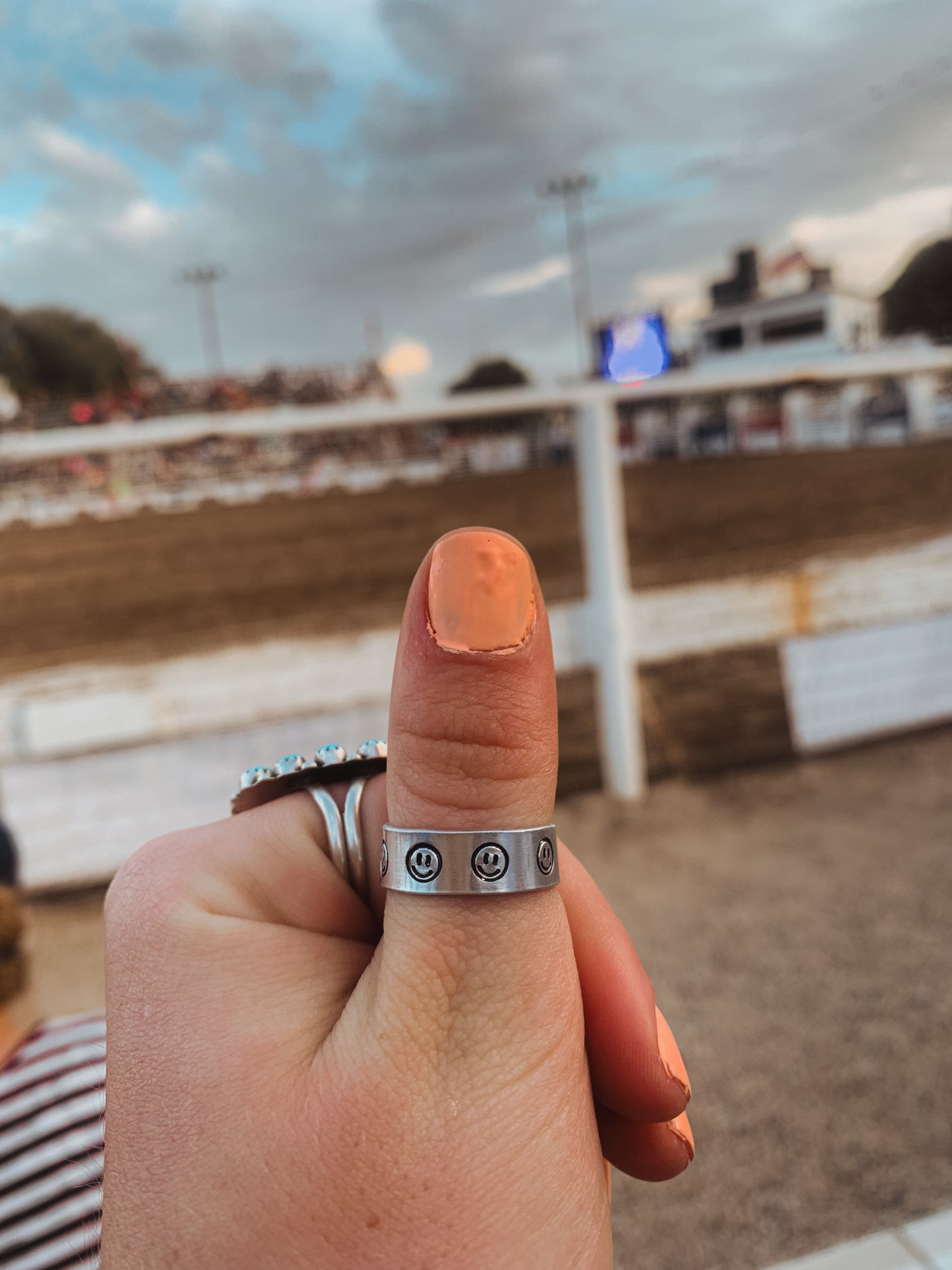 smiley adjustable ring stacker