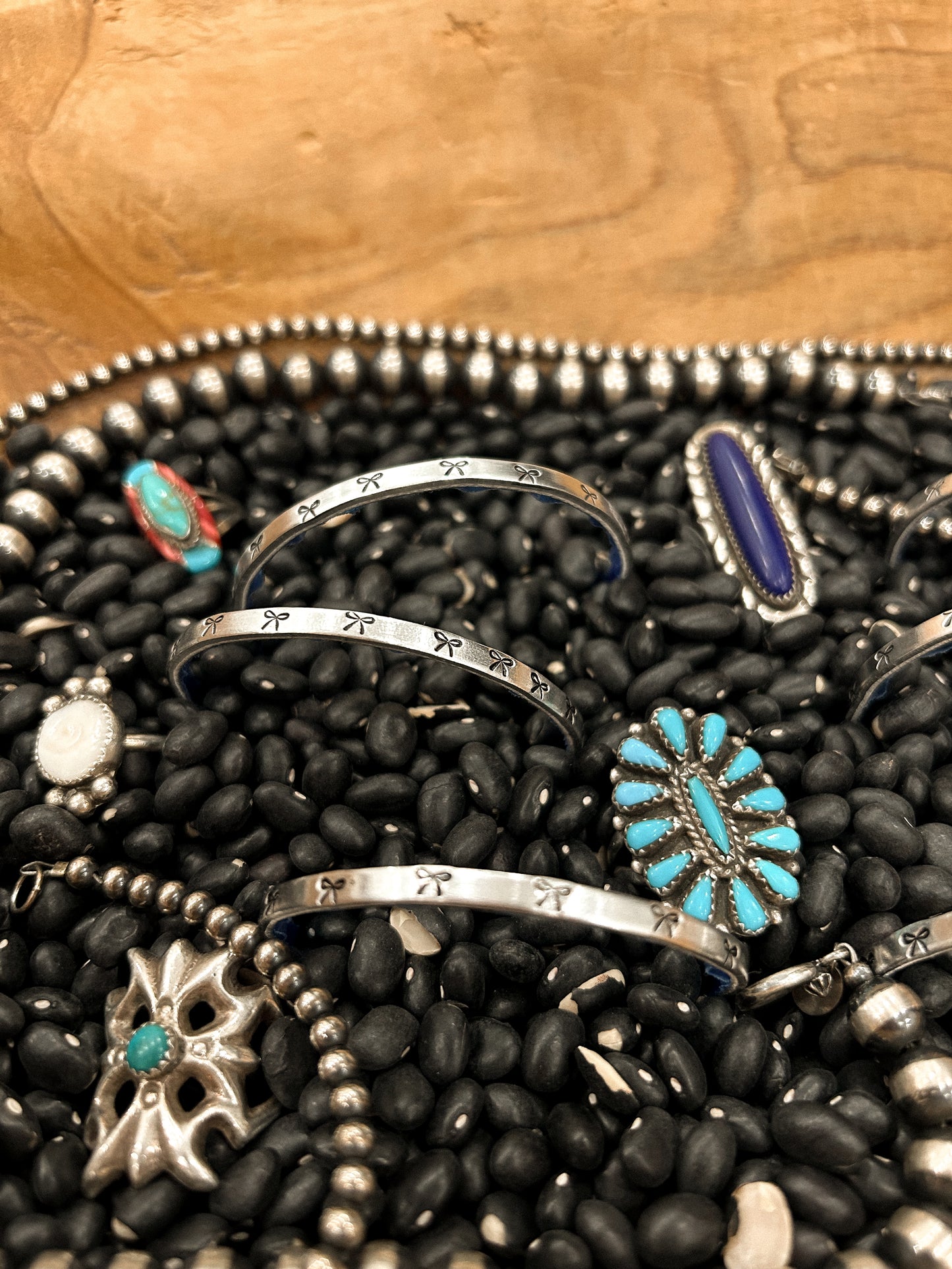 bow thin stacker cuff
